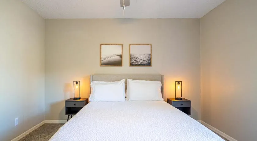 Serene Townhouse near Moffitt, Advent, & USF - Image 1