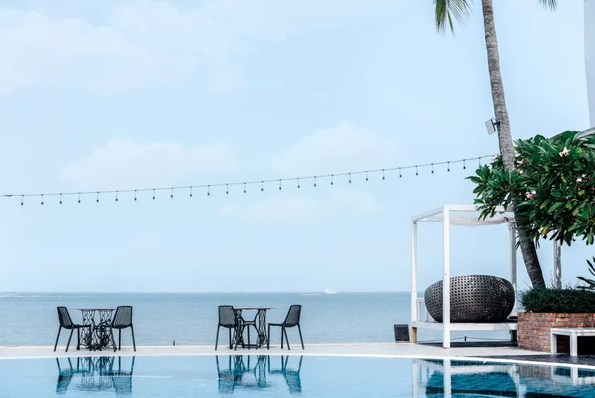 The Loft Seaside Sriracha Hotel - Image 1