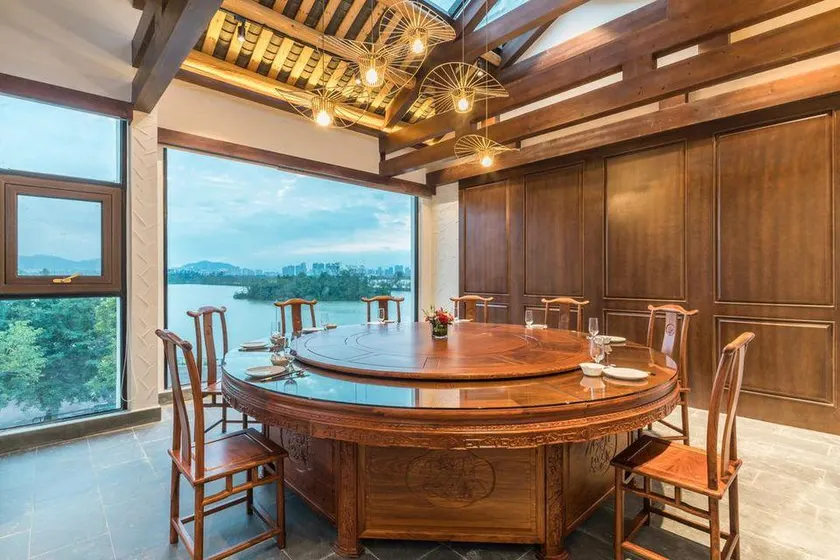 Star Lake Lanyue Song Culture Guesthouse (Zhaoqing Qixingyan Scenic Area) - Image 1