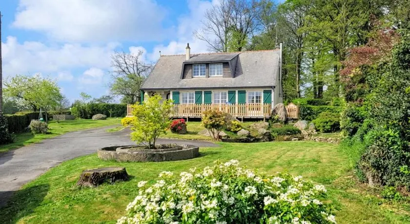 3 Bedroom Gorgeous Home In Parigne - Image 1