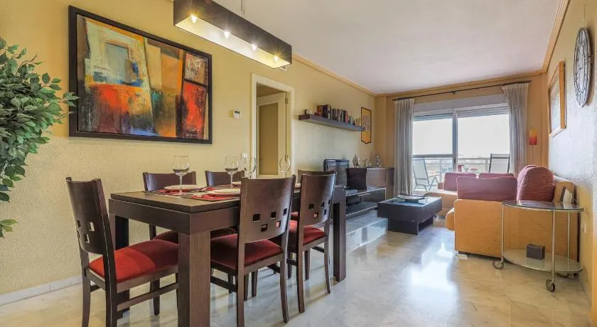 Sensacional Apt 2 Hab 2 baños 4 pax Aljarafe Metro - Image 1