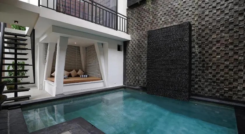 Cleo Villa Padma Legian - Image 1