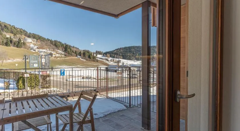 Costa Alpine Suite - Image 1