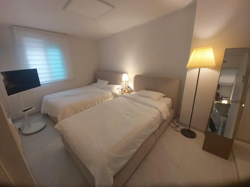 Shinhwahouse 5 mins from Seoul Station - Image 1