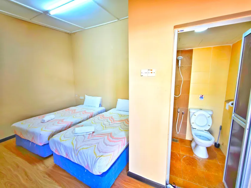 Kawan Sayang Guest House - Image 1