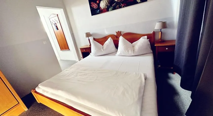 Hotel Rheinfall - Image 1