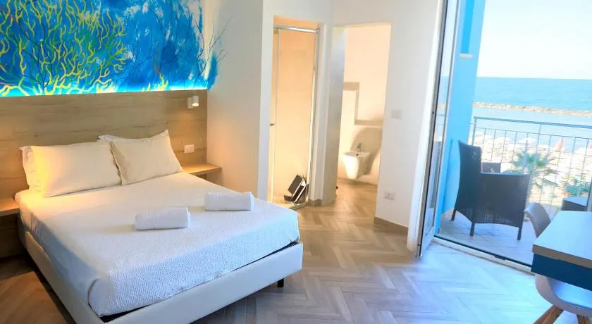 Art Hotel La Perla - Image 1