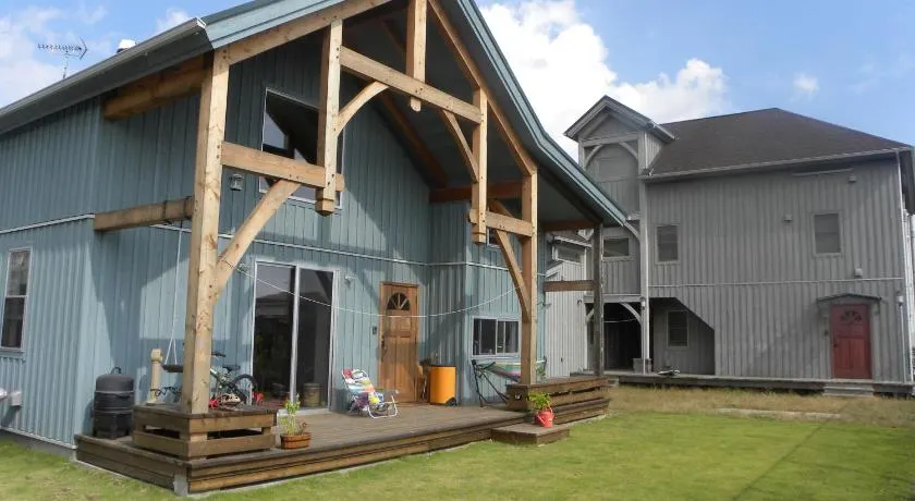 B&BHOUSE FAM - Image 1