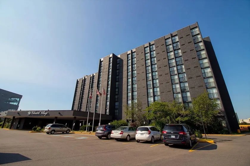 Edward Hotel North York - Image 1