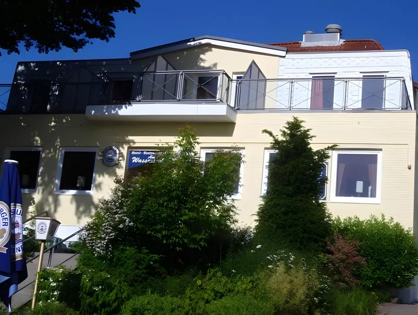 Hotel am Wasserschloss Glücksburg - Image 1