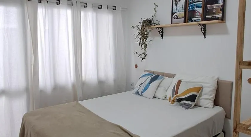 Casa Vila Mar Guesthouse - Image 1