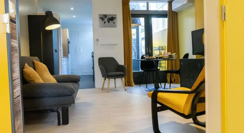 B&B Sunflower Leiden - Image 1