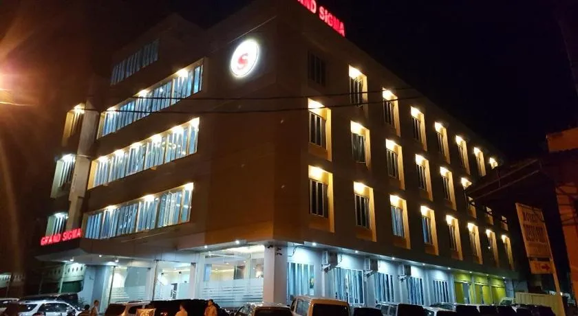Hotel Grand Sigma - Image 1