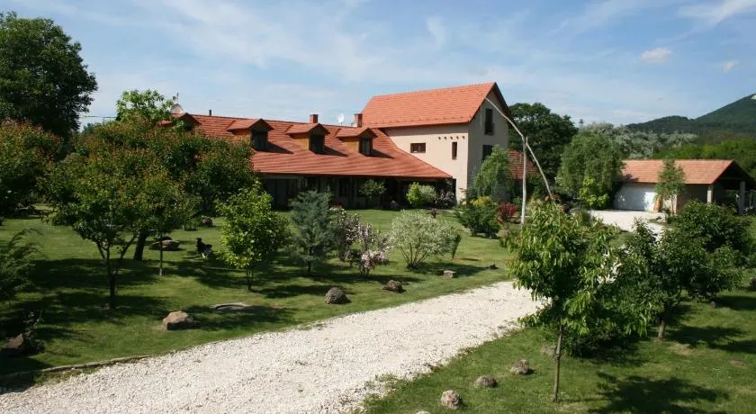 Malomdűlő Farmház - Image 1