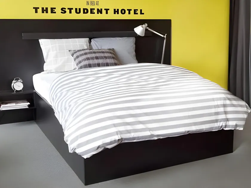 The Social Hub Amsterdam West Extended Stay - Image 1