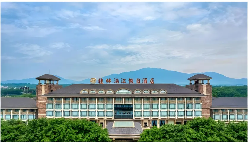 Lijiang Riverside Luxury Hotel, Guilin - Image 1