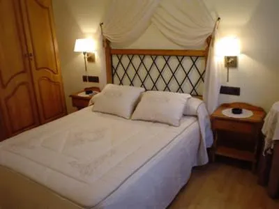 Hostal Restaurante Arangoiti - Image 1