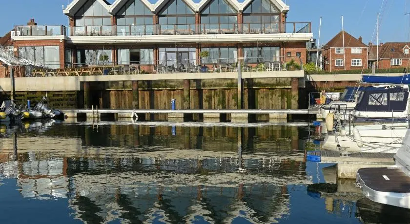 Royal Southern Yacht Club - Image 1