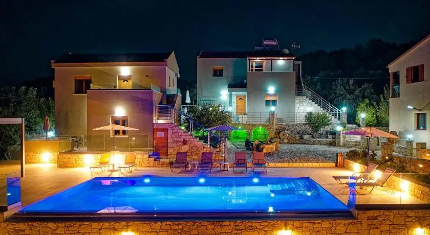 Aspro Apartments - Image 1