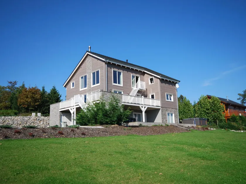Lovely Villa in Durbuy with Jacuzzi - Image 1