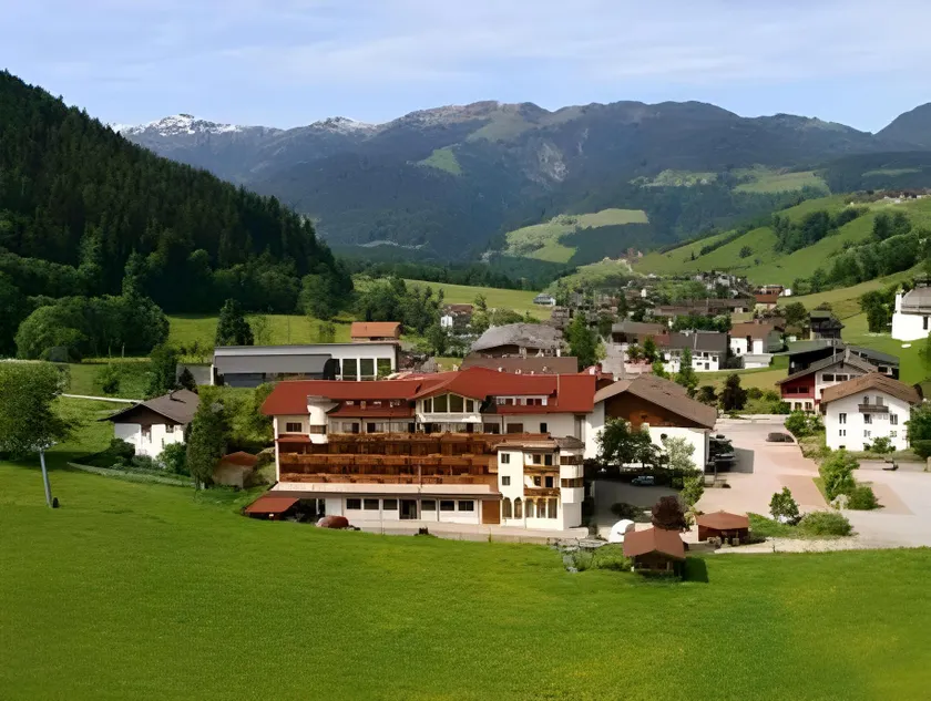Landhotel Tirolerhof - Wildschönau - PREMIUM Card im Sommer - Image 1