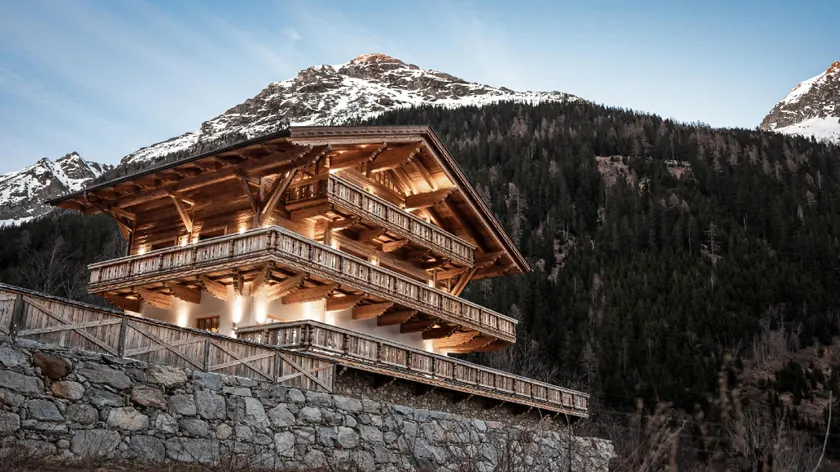 Grand Chalet - Image 1