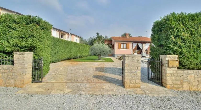 Villa Moira - Image 1