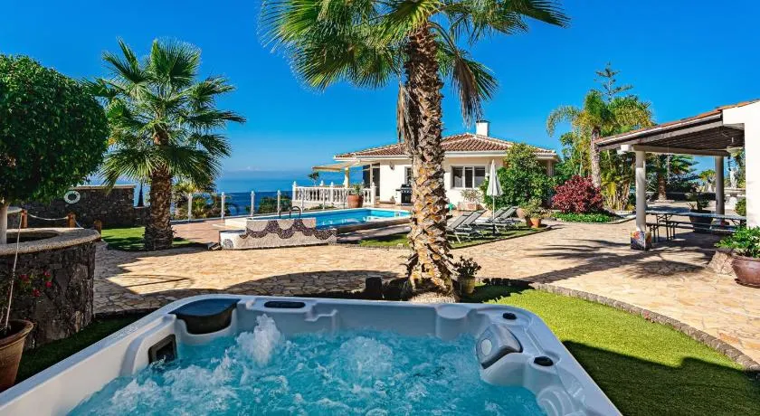 Luxusvilla Sol y Mar mit grandiosem Meerblick - Image 1