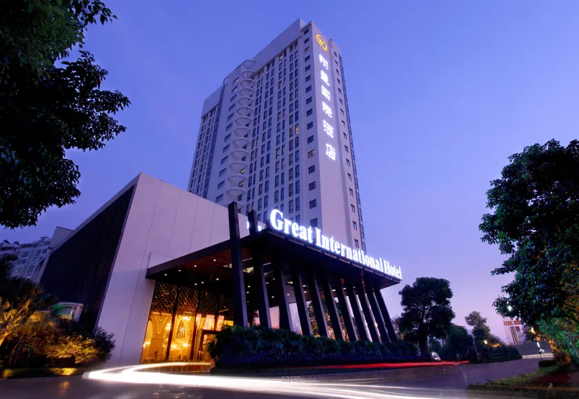 Great International Hotel - Image 1