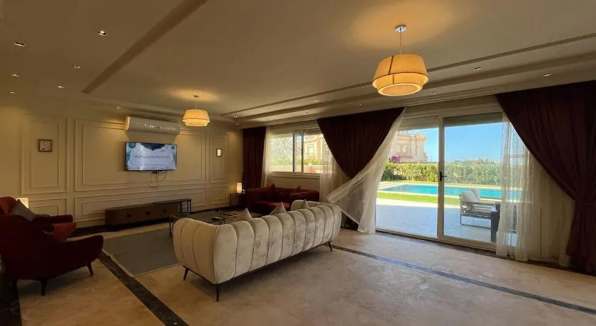 Cool Large Chalet in Marina 5, North Coast - 7 Br - Image 1