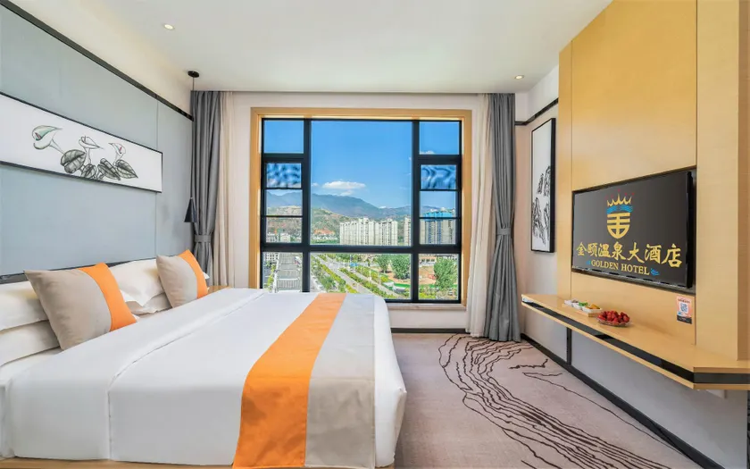Golden Hotel - Image 1
