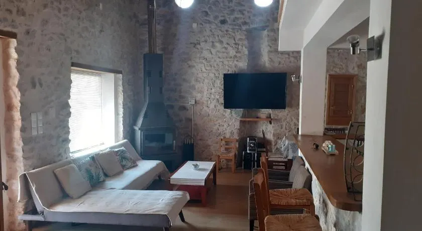 Tsitalia cottage house - Image 1