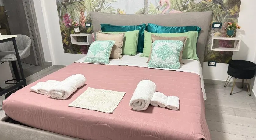 Umbertos Rooms - Image 1