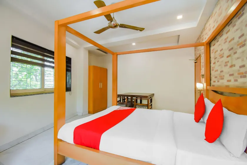Hotel O Krishna Guest House - Image 1