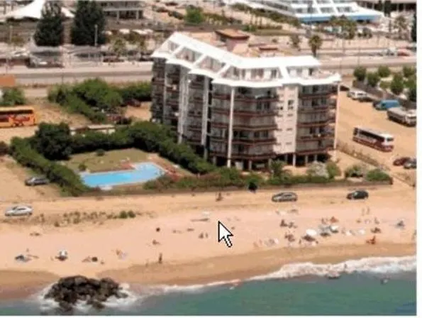 Apartamentos Bon Repós - Image 1