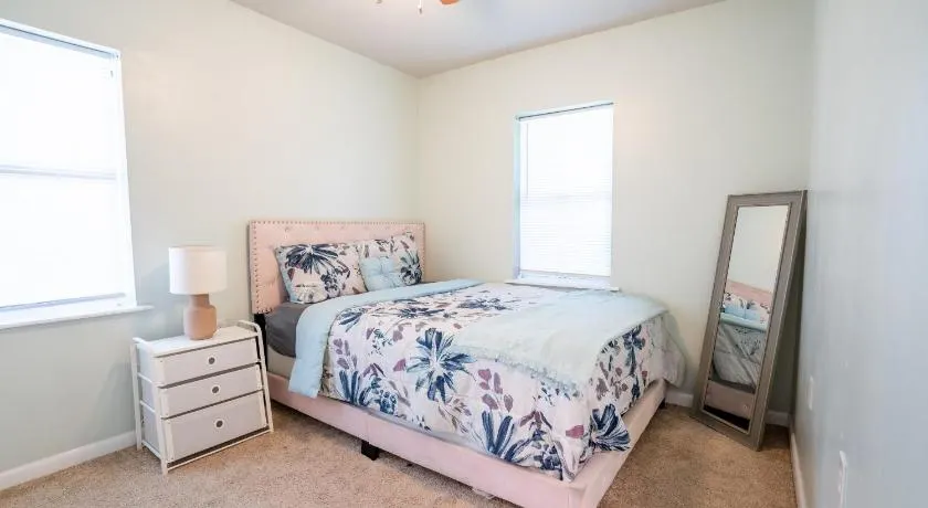 Home away from Home - Image 1