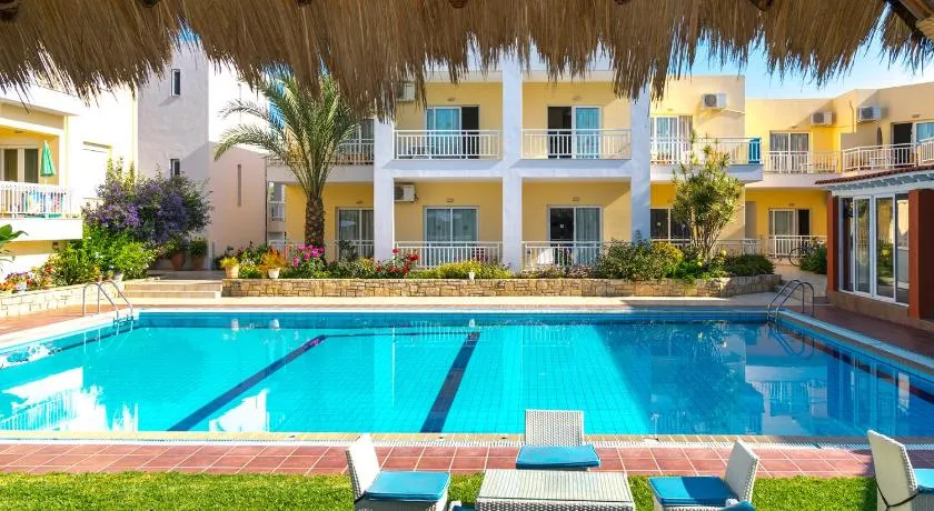 Evelin Hotel - Image 1