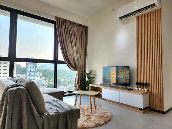 Urban Muji Retreat Suites #3BR #2carparks - Image 1