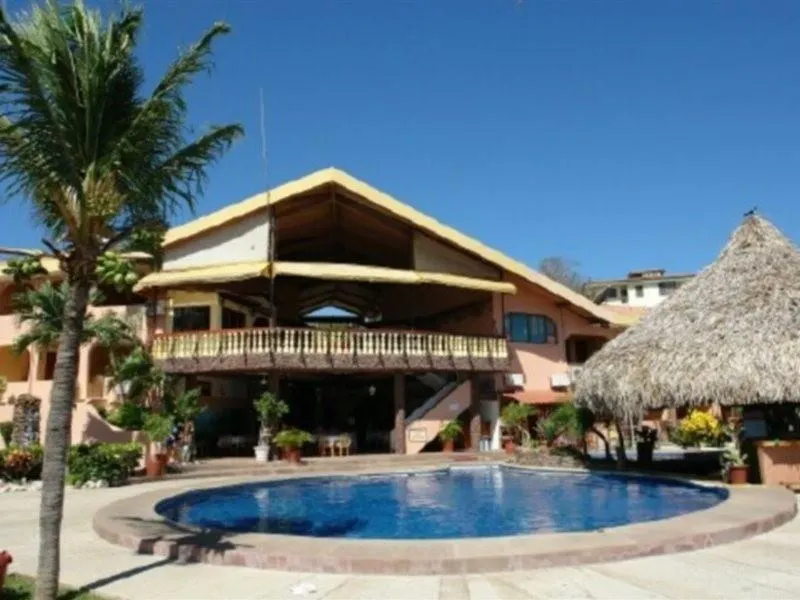 Flamingo Marina Hotel - Image 1