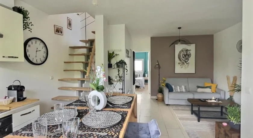 Duplex Between Paris & Disneyland - Image 1