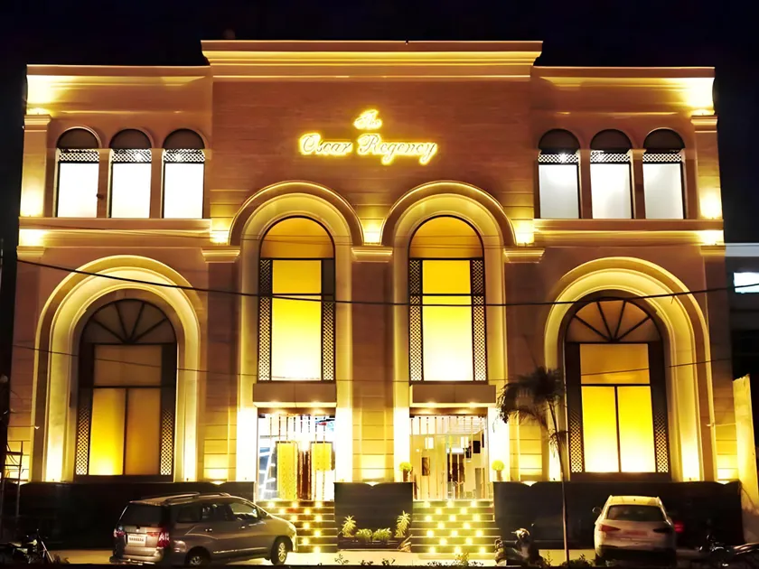 The Oscar Regency - Image 1