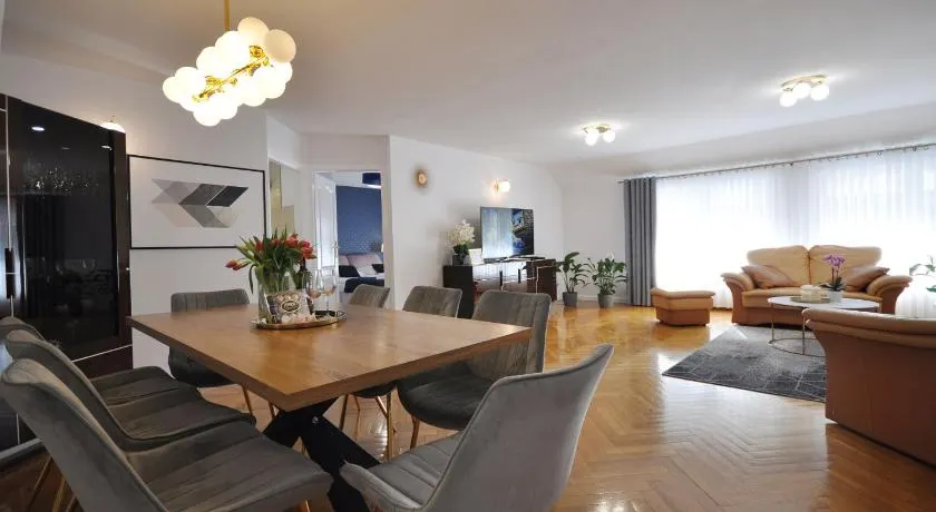 Apartament Family First - Image 1