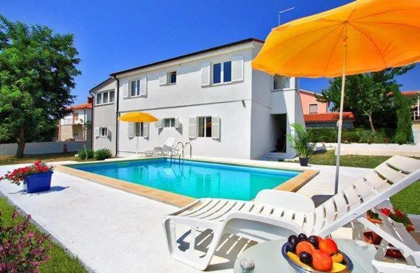 Apartment Bella - Image 1