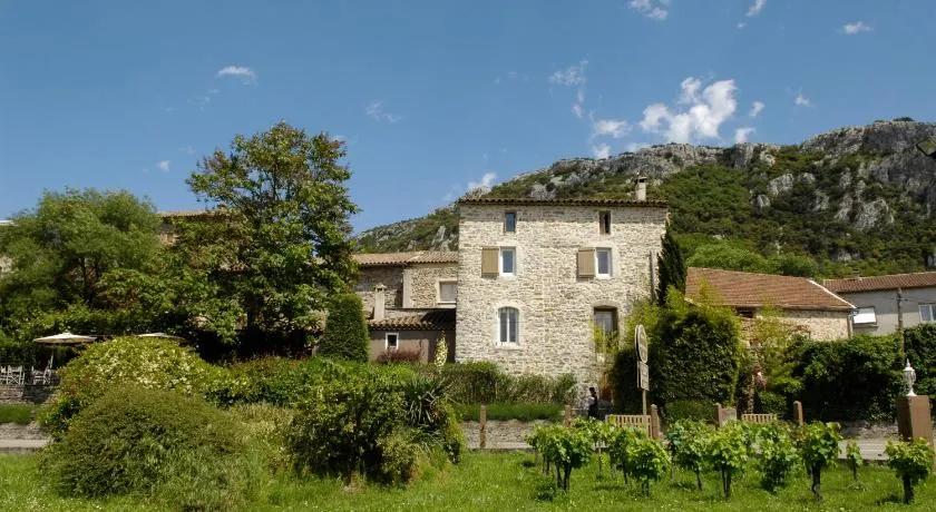 Restaurant et Chambres d'Hôtes La Ferme de Cornadel - Image 1
