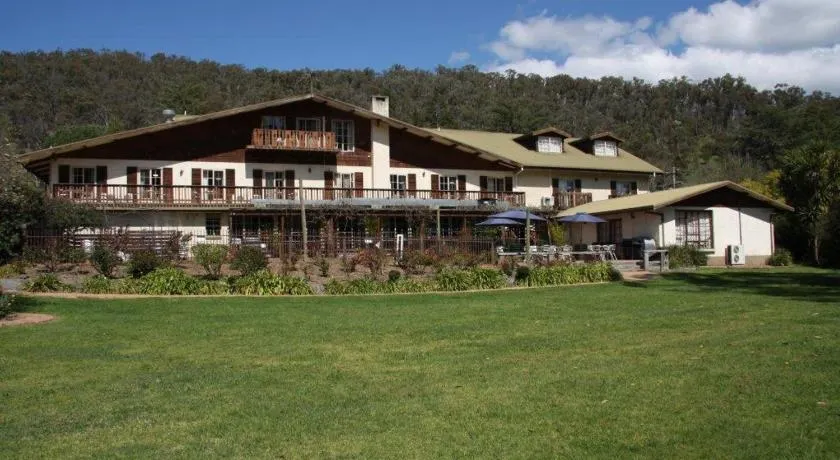 Bright Chalet - Image 1