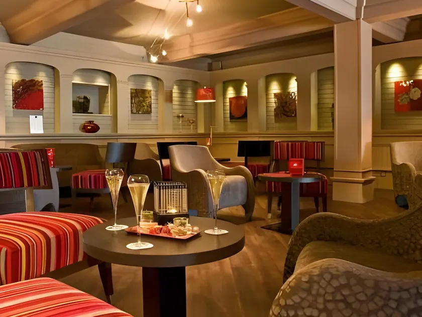 Hotel Atlantic - Image 1