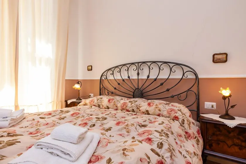 B&B  At home Lettieri Napoli  Vomero - Image 1