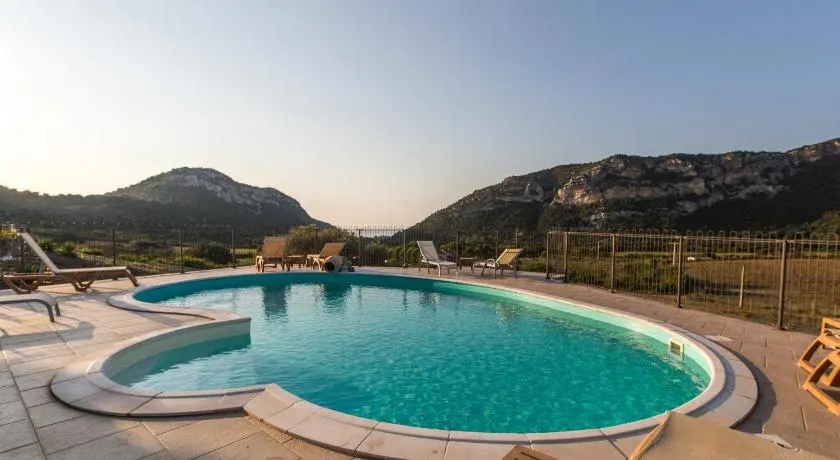 Auberge Lustincone - Image 1