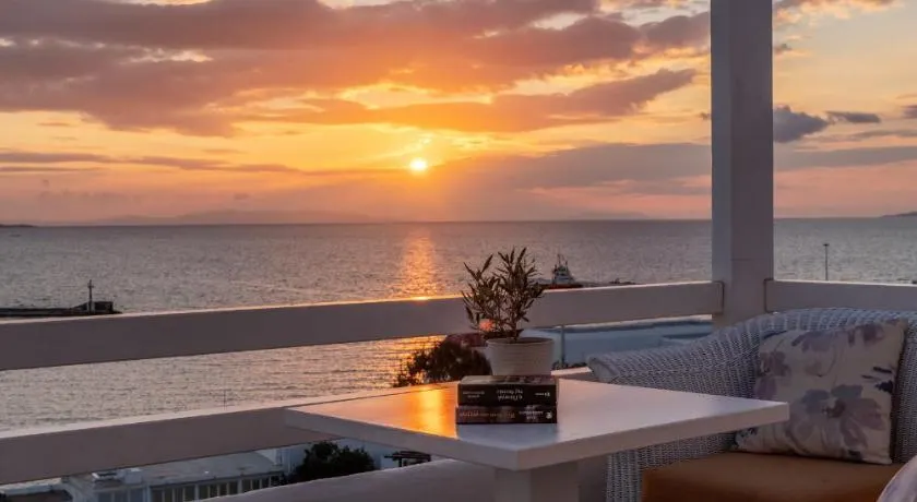 Magic View Suites Mykonos - Image 1