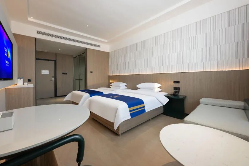 Super 8 Select Hotel (Lvliang Lishi Century Square Branch) - Image 1